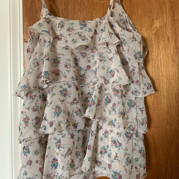 Top - Picture 2 of 2